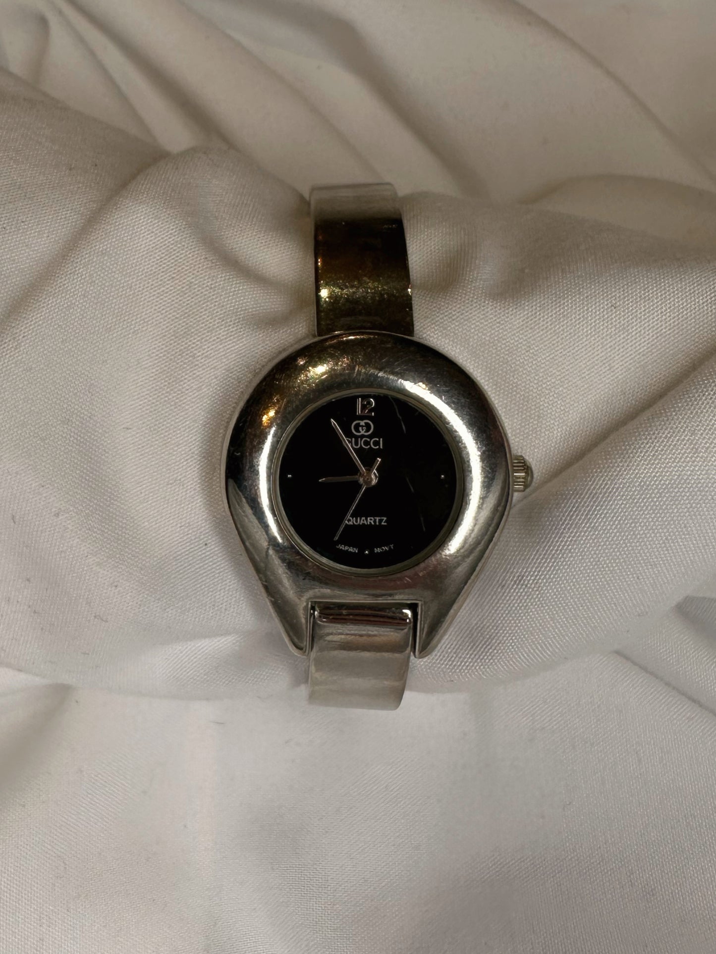 🖤 vintage gucci watch